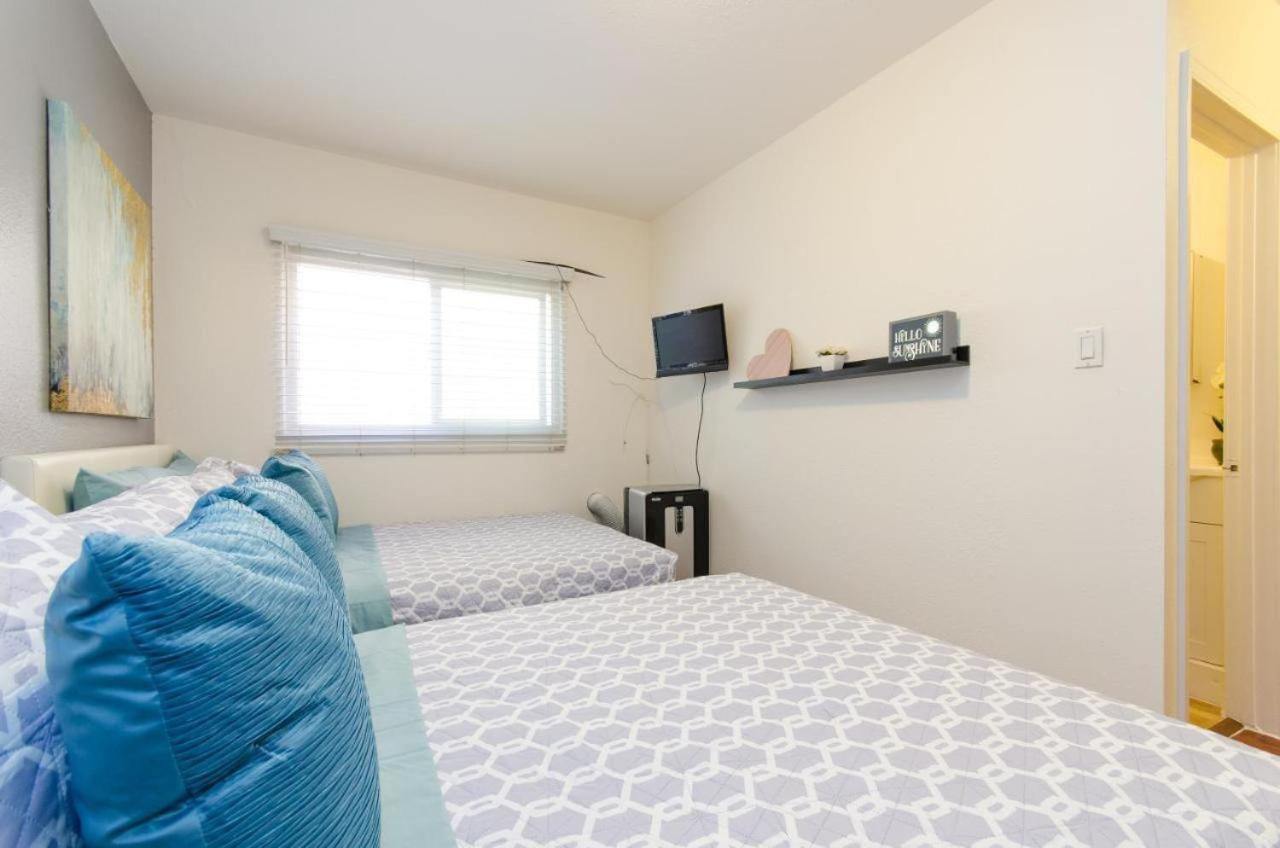 Cute Studio In The Heart Of Hollywood Apartment Los Angeles Bagian luar foto